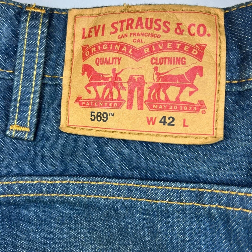 Levi's 569 Loose Straight Shorts 42 Mens Dark Wash Blue Denim Baggy Jorts